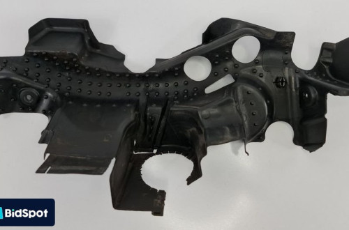 OSŁONA SILNIKA LEWA MERCEDES W213 CDI A2135244000