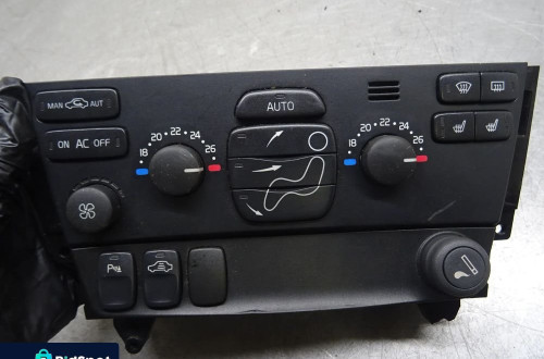 VOLVO S60 LIFT 2.4B PANEL KLIMATYZACJI NAWIEWU 30746022