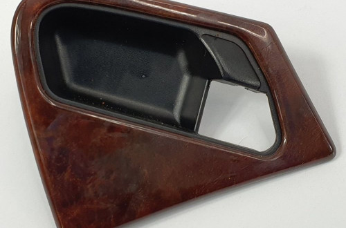 OSŁONA KLAMKI DRZWI PRAWY PRZÓD MERCEDES ML W163