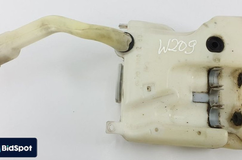 ZBIORNICZEK SPRYSKIWACZY MERCEDES W209 2038600260