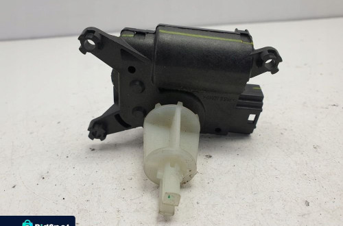Fiat Doblo II lift SILNICZEK NAGRZEWNICY 32.93840