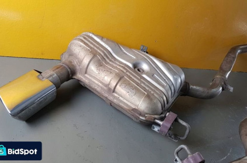 TŁUMIK KOŃCOWY PRAWY MERCEDES ML 164 A1644907215