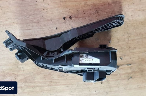 AUDI SEAT SKODA VW POTENCJOMETR GAZU 1K2721503M