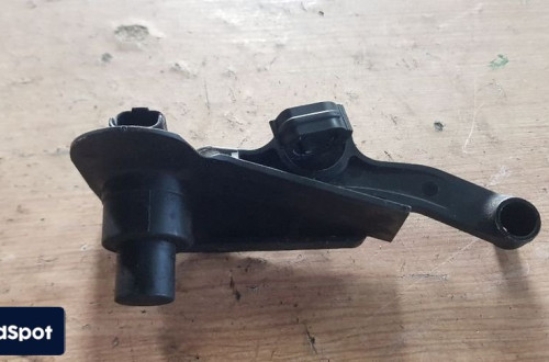OPEL VECTRA C KOMBI LAMPA TYŁ  LEWA CIEMNA  NA KLAPĘ
