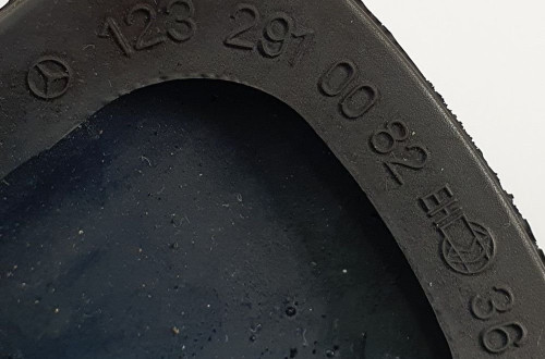 NAKŁADKA NA PEDAŁ HAMULCA MERCEDES ML W163