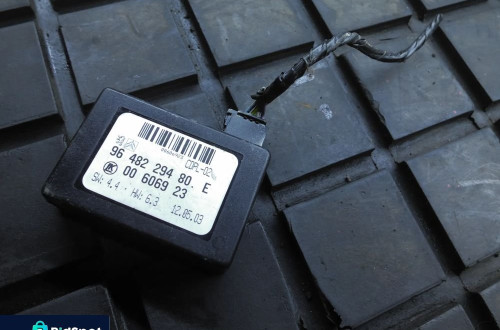 Czujnik sensor deszczu 9648229480E Peugeot 206 PEUGEOT CITROEN POSIADAM 2 SZTUKI