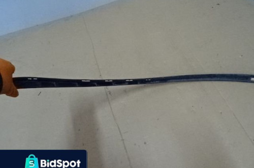 LISTWA HOKEJ ZDERZAKA HYUNDAI VELOSTER I 11-18 NR8
