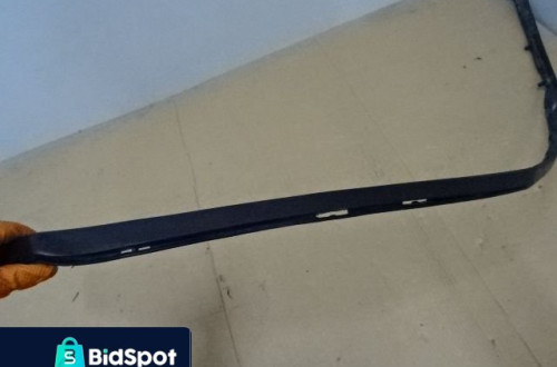 LISTWA HOKEJ ZDERZAKA HYUNDAI VELOSTER I 11-18 NR8