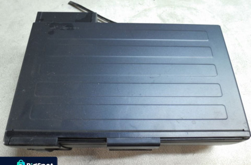 ZMIENIARKA PŁYT CD RENAULT SCENIC II LIFT 8200002589 + WTYCZKA INSTALACJA