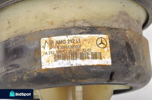 MERCEDES W212 AMG PODUSZKA ZAWIESZENIA LEWA