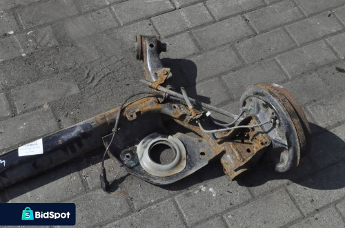 NISSAN MICRA K13 ZAWIESZENIE BELKA TYŁ