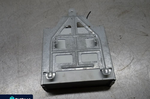 SAAB 93 II KOMBI 1.9TID WZMACNIACZ GPS