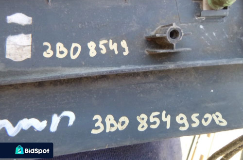 vw passat b5 listwa drzwi tyl tylnia tylna dolna prawa 3b0854950b