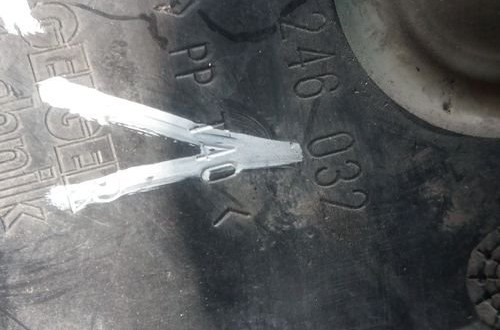 bmw e39 5 2.5tds wlot kanal powietrza chlodnicy 2246032