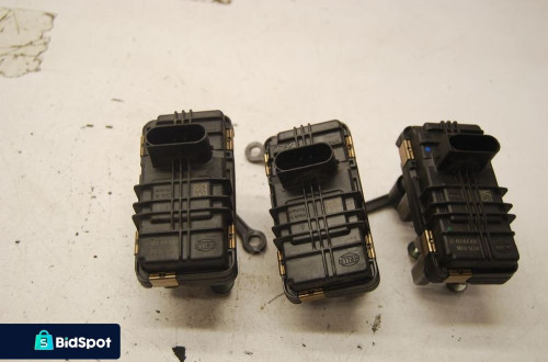 NASTAWNIK STEROWNIK TURBINY 6NW010430-27 RANGE ROVER DISCOVERY 3.0