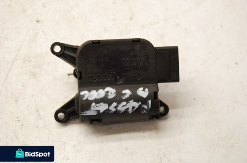 SILNICZEK NAGRZEWNICY 0132801370 VW PASSAT B6 2.0 TDI