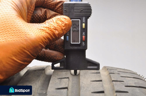 1X OPONA ACCELERA PHI 235/40R19