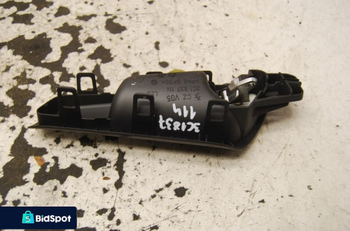 KLAMKA DRZWI LEWA PRAWA PRZÓD PRZEDNIA WEWNĘTRZNA VW PASSAT B6 3C1837113 3C1837113D/ 3C1837114