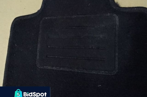 DYWANIKI HYUNDAI VELOSTER I 11-18 NR152