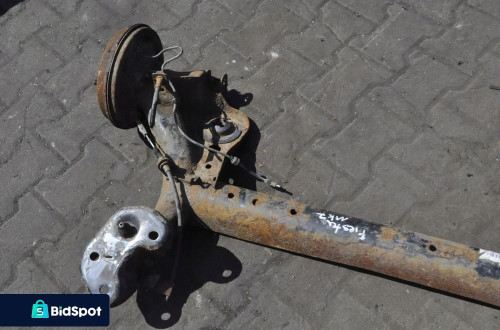 FORD FIESTA MK7 3D 5D BELKA ZAWIESZENIA TYŁ BĘBNY