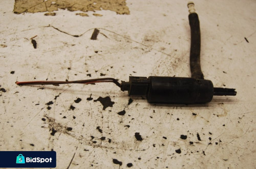POMPKA SPRYSKIWACZY XENON 3B0955681A AUDI A4 B6 TT Q7