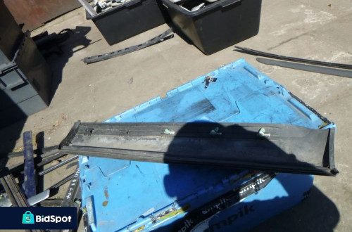vw touareg listwa drzwi tyl tylnia tylna prawa 7l6839788d