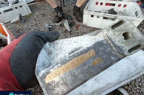 vw passat b5 lapa wspornik silnika 8d0199307p