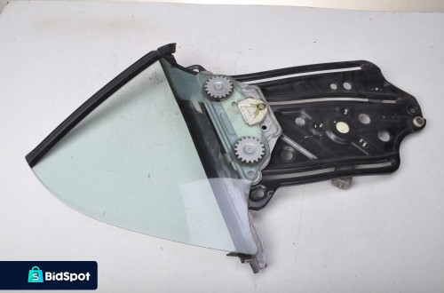 BMW E88 PODNOŚNIK SZYBY PRAWY TYŁ 3D 7165594