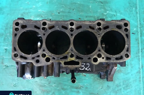 BLOK DÓŁ SILNIKA VW BORA 1.9 TDI ASZ NR32