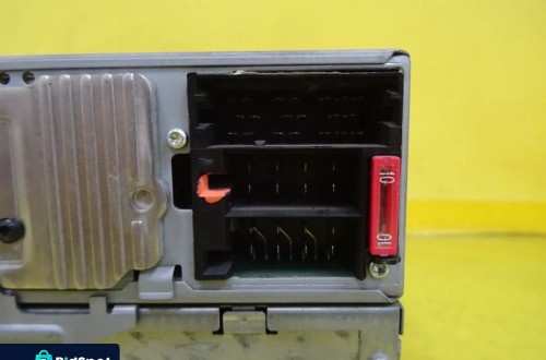 RADIO FABRYCZNE NCDC 2013 OPEL SIGNUM 13138250 NR179