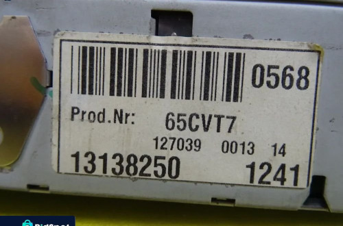 RADIO FABRYCZNE NCDC 2013 OPEL SIGNUM 13138250 NR179