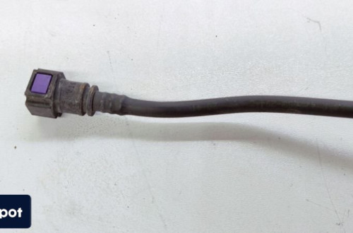 WĄŻ PRZEWÓD ADBLUE AUDI A4 A5 A6 8K0131987G
