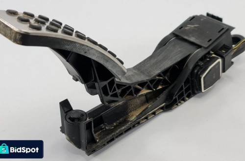PEDAŁ GAZU POTENCJOMETR MERCEDES W251 A1643000104