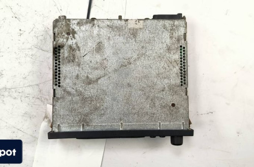 RADIO VOLKSWAGEN GOLF III 357035152D