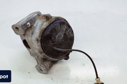 PODUSZKA SILNIKA LEWA LUB PRAWA Z CZUJNIKIEM AUDI A4 B8 A5 Q5 8R0199381C