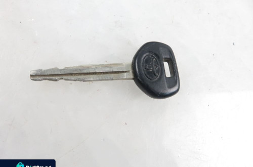 STACYJKA TOYOTA CARINA E T19 450202010