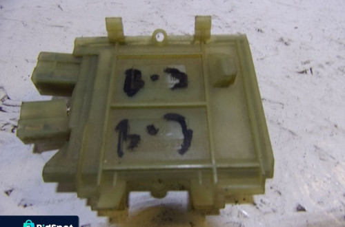 REZYSTOR OPORNIK DMUCHAWY VOLKSWAGEN PASSAT B3