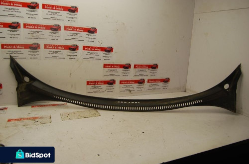 PODSZYBIE PLASTIKOWE 5P0853185C SEAT TOLEDO III ALTEA