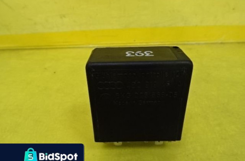PRZEKAŹNIK ŚWIATEŁ 393 AUDI 4B0919471A NR81