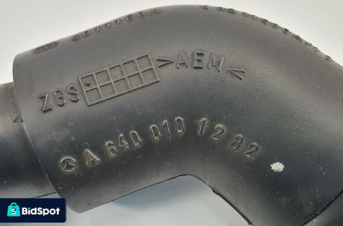 WĄŻ RURA ODMY MERCEDES W245 W169 A6400101282