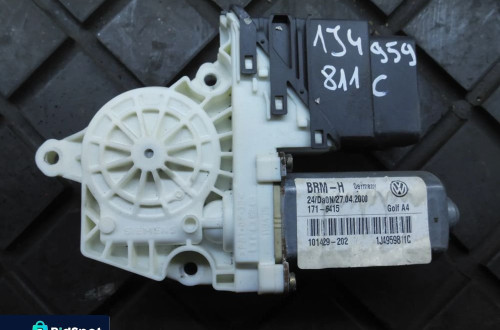 SILNICZEK SZYB LEWY TYŁ Audi VW SEAT SKODA  1J4959811C POSIADAM 3 SZTUKI