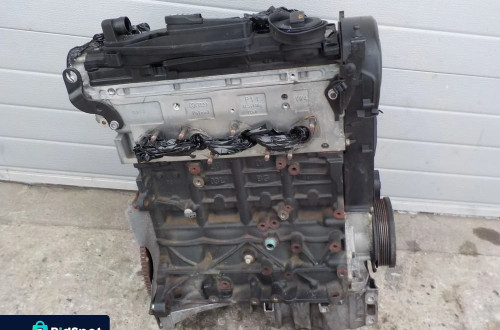 AUDI A4 B8 2.0 TDI SILNIK SŁUPEK CAGB