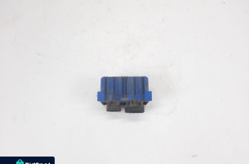 PRZEKAŹNIK ŚWIEC OPEL CORSA D 1.3 CDTI 55557760