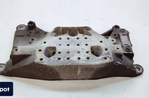 ŁAPA PODPORA SKRZYNI BIEGÓW AUDI A6 A7 4G0399263S