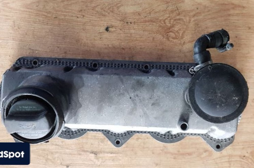 AUDI SEAT SKODA VW POKRYWA ZAWORÓW 038103469E 1.9 TDI