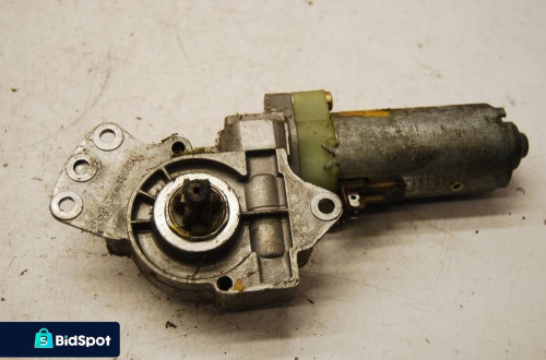 SILNICZEK REGULACJI FOTELA LEWY 3B0959761Q AUDI A6 C5