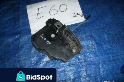 ZAMEK DRZWI PRZÓD PRAWY BMW E60 E61