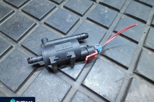 ZAWÓR PODCIŚNIENIA ASTRA II 1.6 8V 1997280 + WTYCZKA INSTALACJA POSIADAM DWIE SZTUKI