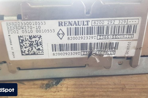 RENAULT LAGUNA II LIFT RADIO CD