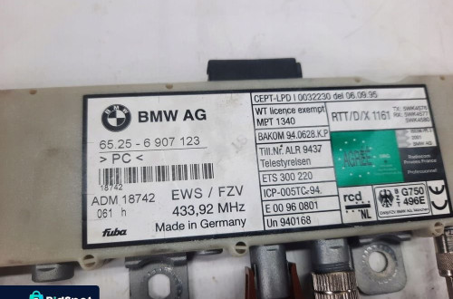 WZMACNIACZ ANTENY BMW 3 E46 6907123
